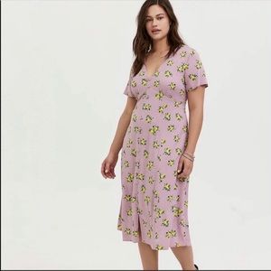 Torrid Mauve Lemon Challis Button Midi Dress